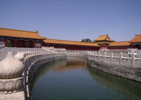 Beijing, Pékin, Vue de la partie ouest de la porte de l'Harmonie Suprême de la Cité Interdite